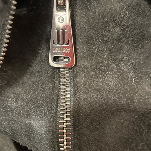 Winter boots - Picture 2 of 12